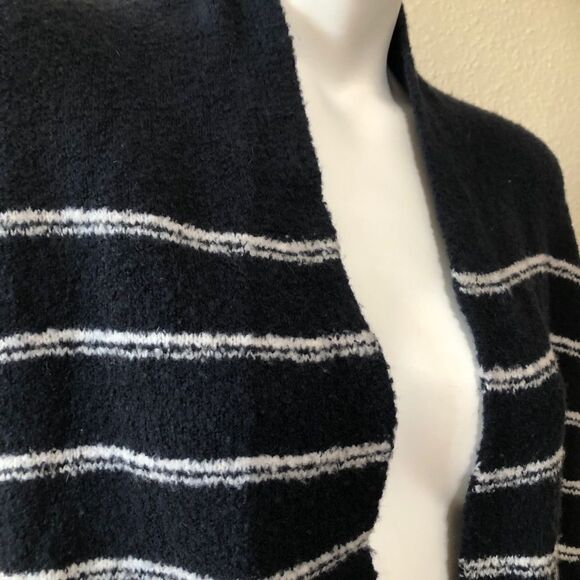 Vince Stripe Cardigan Size Extra Small - Picture 7 of 11